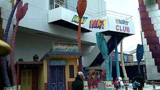 Hurricanes Night Club – Festival Disney