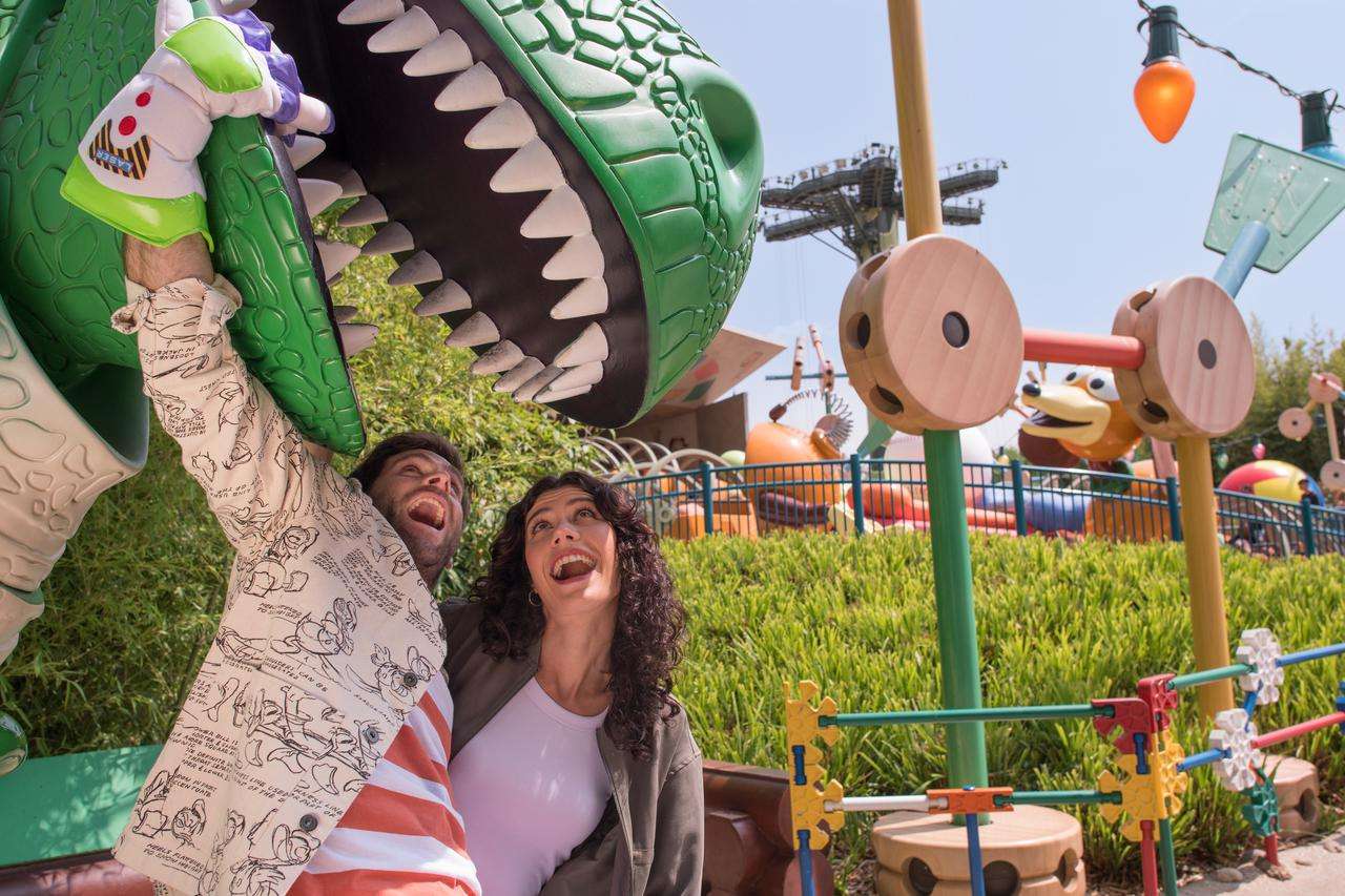 BeautyShot_WorldsofPixar_N039585_2028-08-31_©DisneyPixar