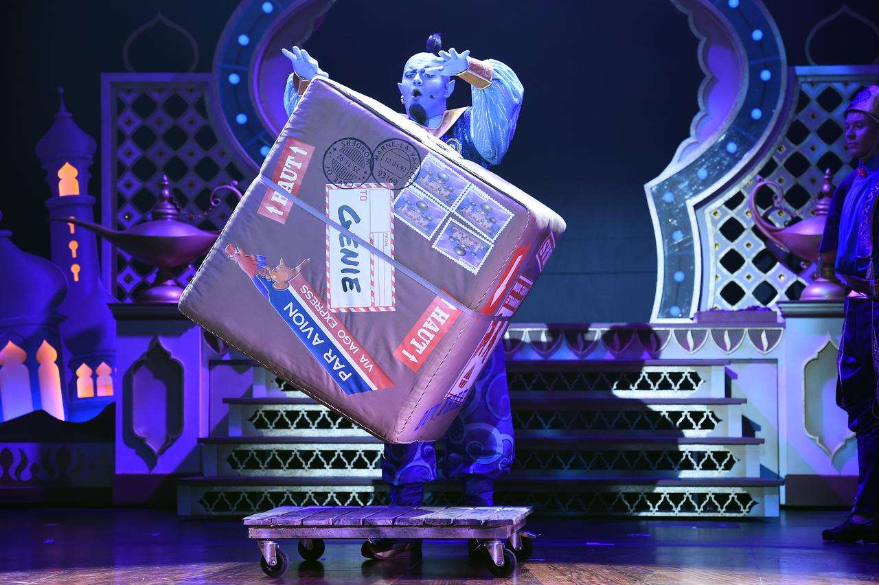 Aladdin scène 2 in Mickey and the Magician